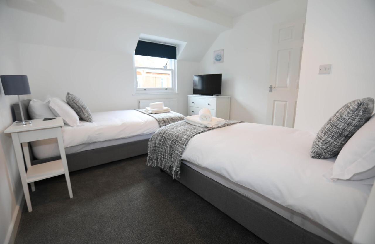 Exmouth - Apartment 2, Strand House - Modern 2 Bedroom Apartment, Perfect Location For Access To Beach & Town Centre - Sleeps 4 Guests - Hosted By Rentmyhouse Exterior photo